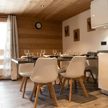 Victoire Apartment *